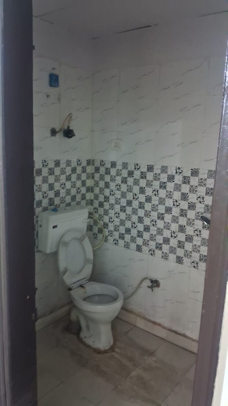 Bathroom, abcz-east-avenue 2 Bedroom 1045 Sq.Ft. Apartment In Sector 73 Noida 7798283