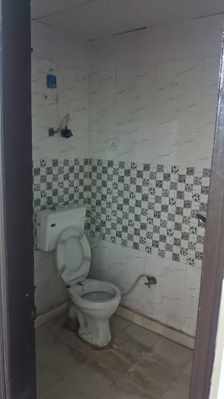 Bathroom, abcz-east-avenue 2 Bedroom 1045 Sq.Ft. Apartment In Sector 73 Noida 7798283