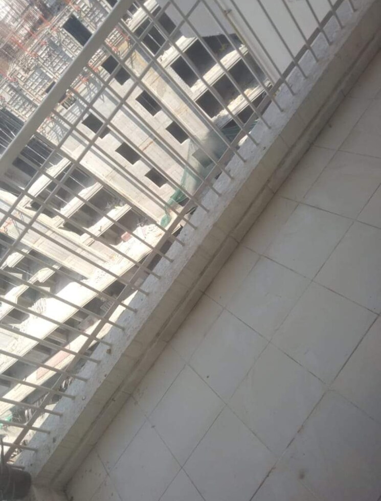 Balcony, mayur vihar 1 2.5 Bedroom 1150 Sq.Ft. Apartment In Mayur Vihar 1 Delhi 7798357