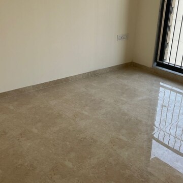 Room in 1 BHK Apartment at Reliable Classic, Naigaon East – for Sale