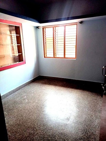Room in 2 BHK Independent House at Vivek Nagar – for Rent