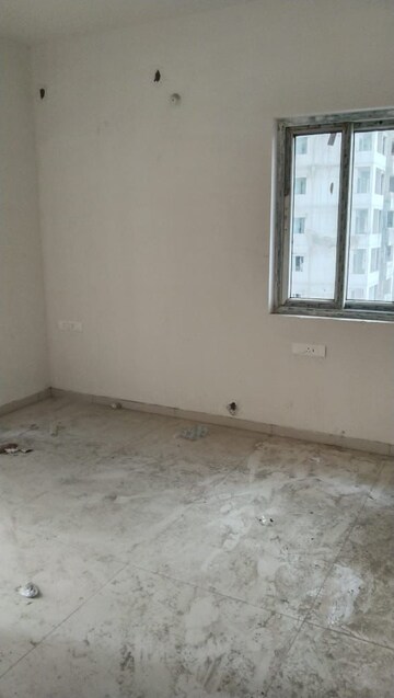 Room in 3 BHK Apartment at Rajapushpa Provincia, Narsingi – for Sale