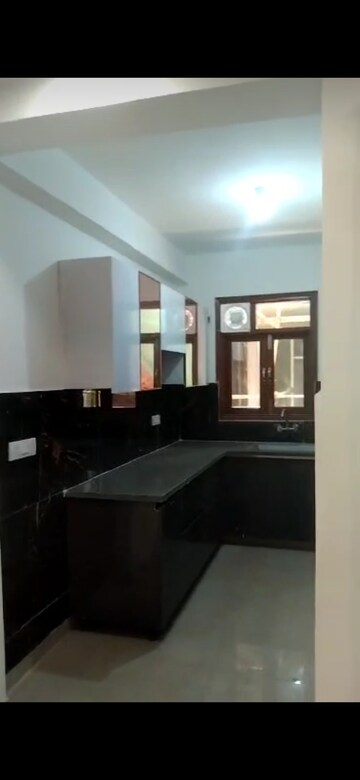 Kitchen in 1.5 BHK Builder Floor at Chattarpur – for Sale