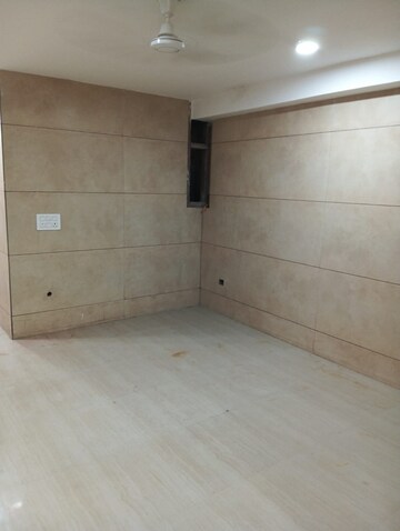 Room in 4 BHK Apartment at Bestech Park View Spa Next, Sector 67 – for Sale