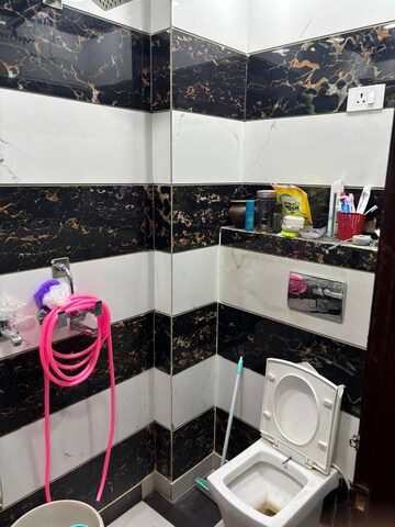 Master Bedroom in 2 BHK Builder Floor at Uttam Nagar – for Sale