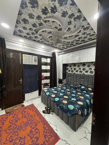 Bedroom in 2 BHK Builder Floor at Uttam Nagar – for Sale