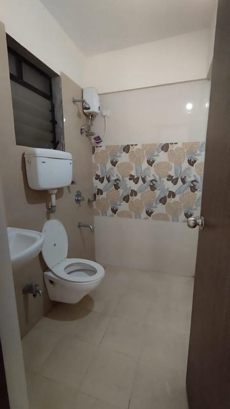 1 BHK + Pooja Room Apartment For Sale in Raunak City
