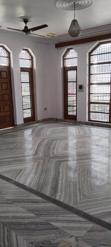 4 BHK Builder Floor For Rent in B Block Shastri Nagar Ghaziabad  7799311