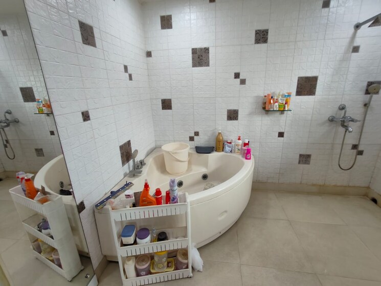 Bathroom, kasba 4 Bedroom 5000 Sq.Ft. Independent House In Kasba Kolkata 7799445