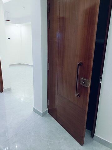Room in 3 BHK Apartment at Omaxe City - Omaxe Heights, Sector 97 – for Sale