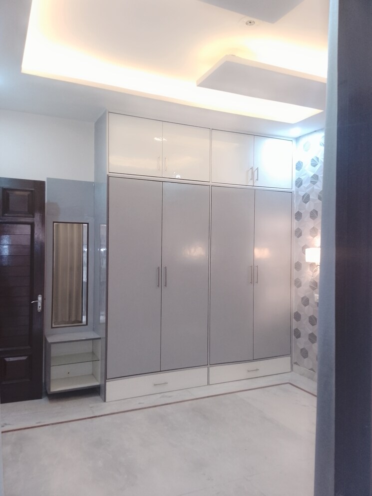 Room, sector 125 4 Bedroom 200 Sq.Yd. Independent House In Sector 125 Mohali 7799856