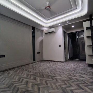 Bedroom in 4 BHK Builder Floor at 4S Aradhya Extension, Sector 67 – for Rent