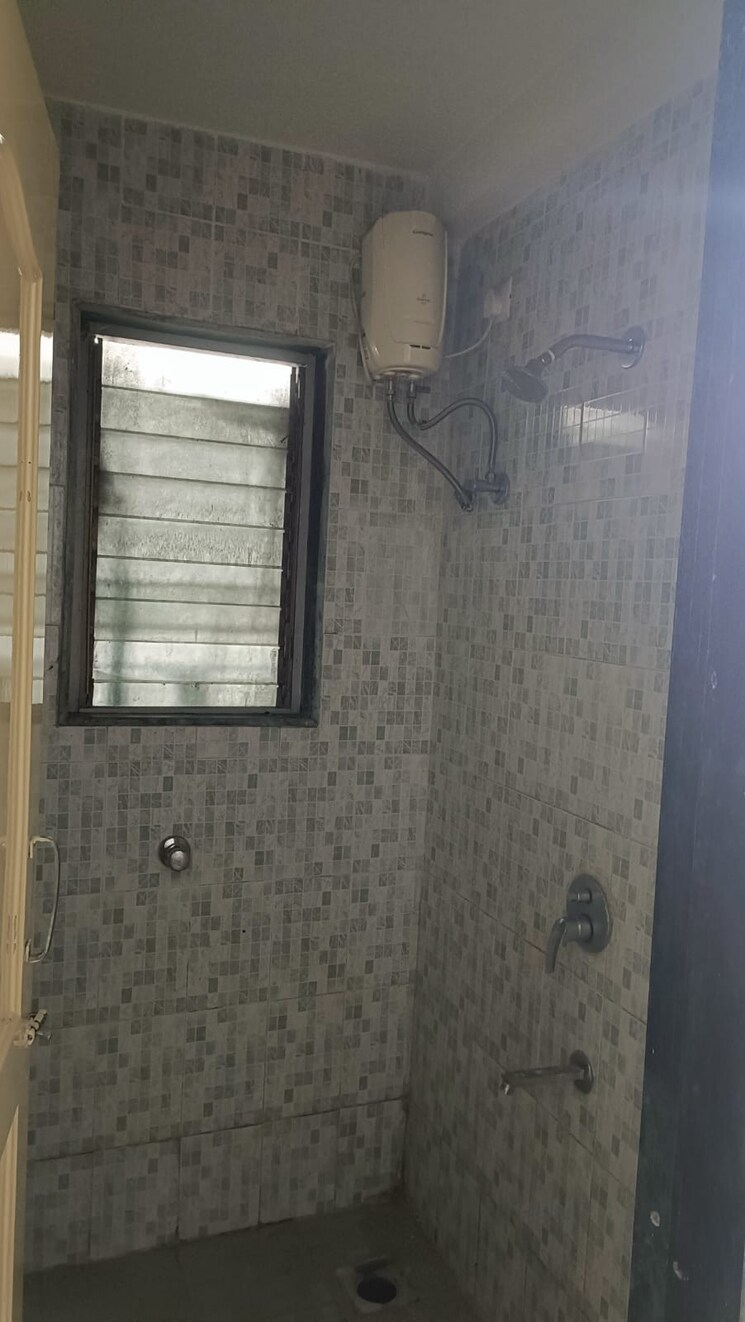 Bathroom, swapnapurti-chs-kharghar 1 Bedroom 610 Sq.Ft. Apartment In Kharghar Navi Mumbai 7799873