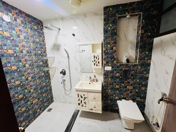 Master Bedroom in 3.5 BHK Independent House at Jadhunath Enclave, Sector 29 – for Sale