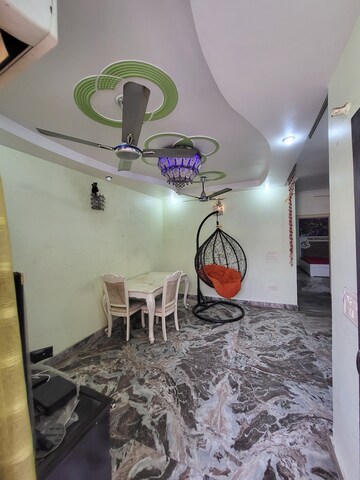Master Bedroom in 2 BHK Builder Floor at Laxmi Nagar – for Sale