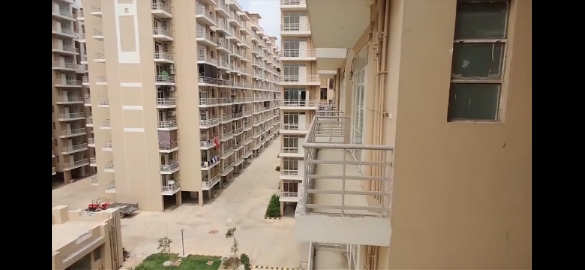 2 BHK Apartment For Sale in Breez Global Heights