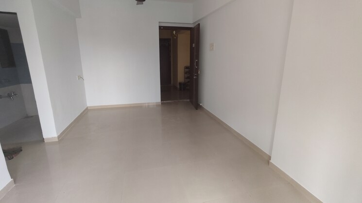 Room, green-square 1 Bedroom 543 Sq.Ft. Apartment In Kasarvadavali Thane 7800256