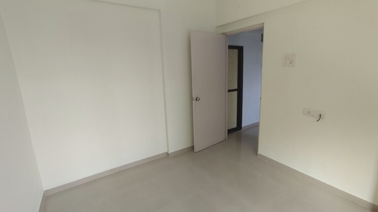 Room, green-square 1 Bedroom 543 Sq.Ft. Apartment In Kasarvadavali Thane 7800256
