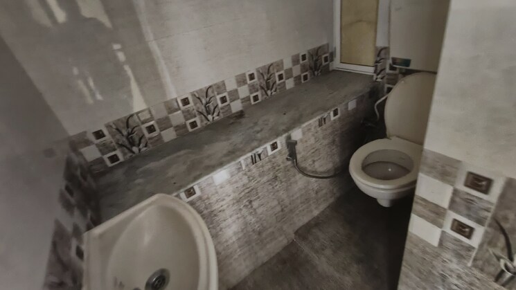 Bathroom, green-square 1 Bedroom 543 Sq.Ft. Apartment In Kasarvadavali Thane 7800256