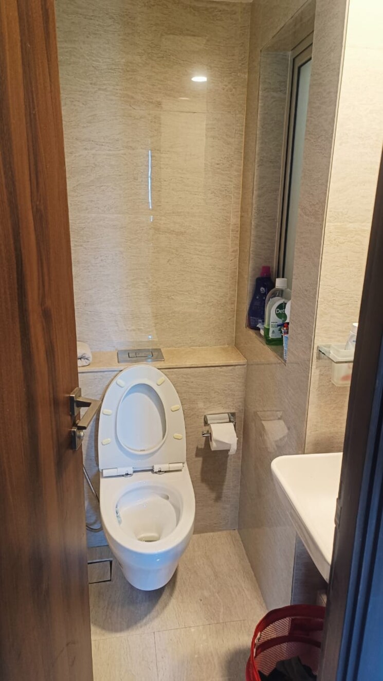 Bathroom, lodha-unica 1 Bedroom 323 Sq.Ft. Apartment In Jogeshwari West Mumbai 7800430