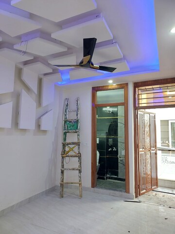 2 BHK Builder Floor For Resale in Dwarka Mor Delhi  7800589