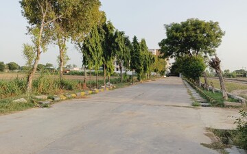 Plot For Sale in Mathura Road