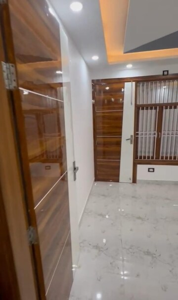 1 BHK Builder Floor For Resale in Dwarka Mor Delhi  7801152