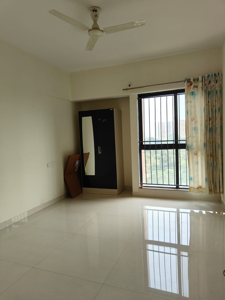 Room, dosti-west-county 2 Bedroom 750 Sq.Ft. Apartment In Balkum Pada Thane 7801252