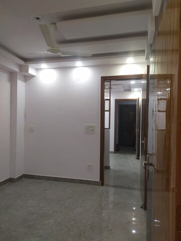 Master Bedroom in 1 BHK Apartment at Govindpuri – for Sale