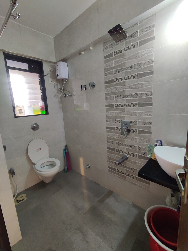 Bathroom, shriji-heritage 1 Bedroom 411 Sq.Ft. Apartment In Kandivali West Mumbai 7801771