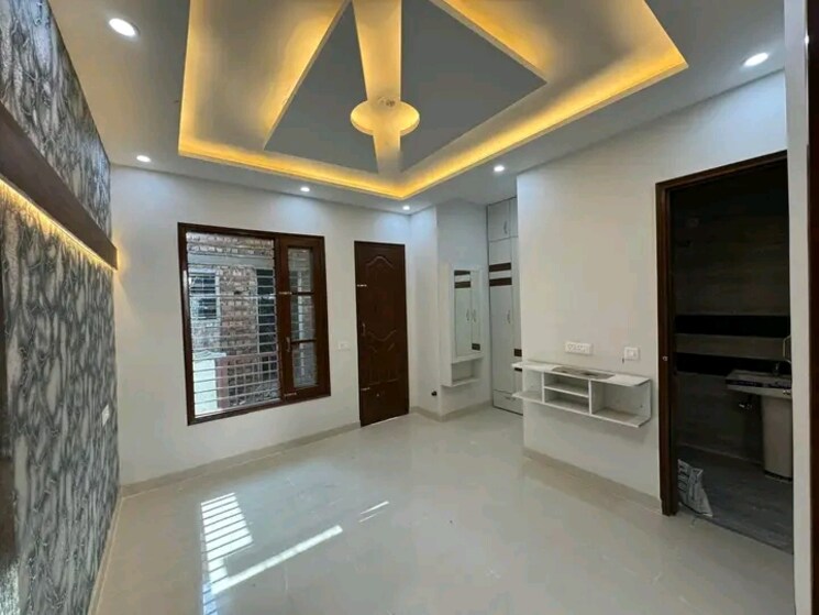 Room, sector 125 3 Bedroom 100 Sq.Yd. Independent House In Sector 125 Mohali 7801867