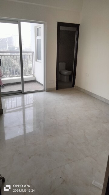 Room in 3 BHK Apartment at VVIP Mangal, Raj Nagar Extension – for Sale