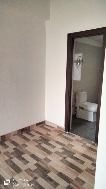 Room in 3 BHK Apartment at VVIP Mangal, Raj Nagar Extension – for Sale
