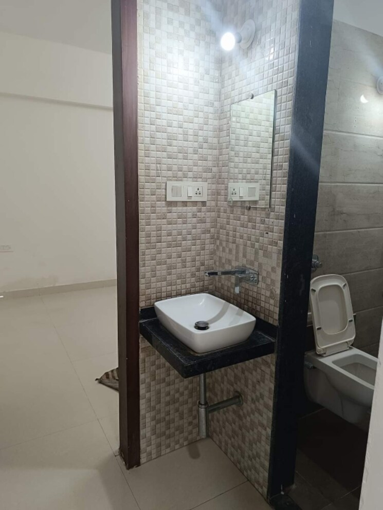 Bathroom, shree-nd-pearl 1 Bedroom 695 Sq.Ft. Apartment In Kamothe Sector 22 Navi Mumbai 7802474