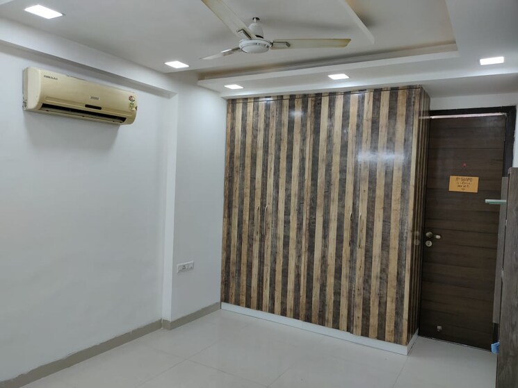 Bathroom, sector 22 dwarka 3 Bedroom 1900 Sq.Ft. Apartment In Sector 22 Dwarka Delhi 7802623