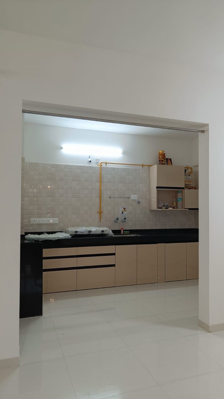 Kitchen, classic-niyati 2 Bedroom 1200 Sq.Ft. Apartment In Wagholi Pune 7802640