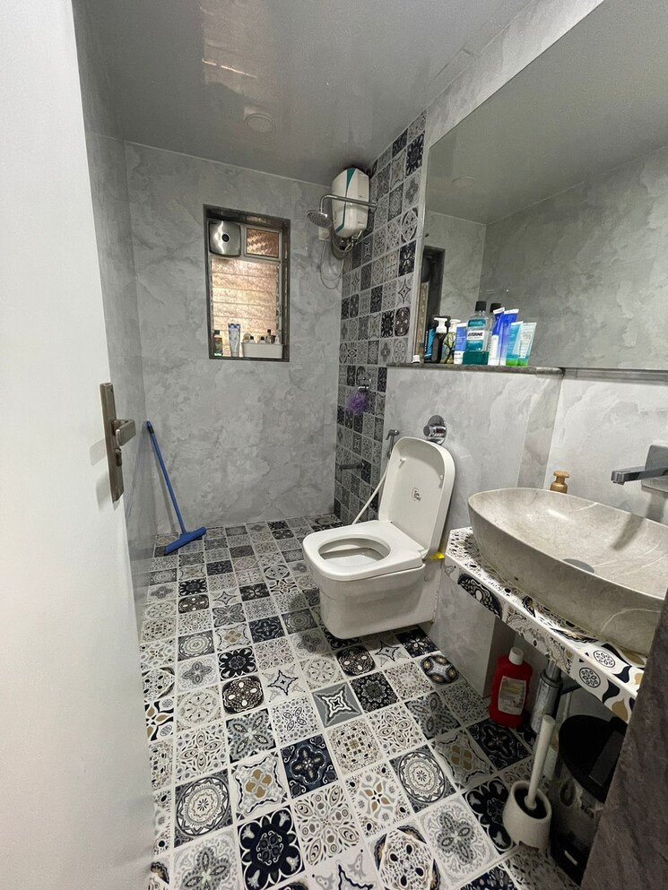 Bathroom, lodha-versova 2 Bedroom 720 Sq.Ft. Apartment In Versova Mumbai 7802683