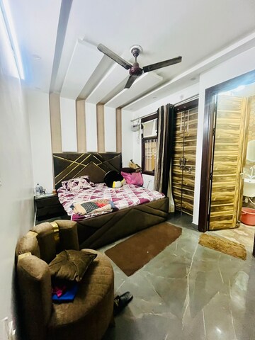 Bedroom in 2 BHK Builder Floor at Dwarka Mor – for Rent