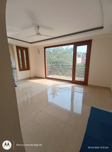 Staircase in 6 BHK Builder Floor at Navjeevan Vihar – for Sale