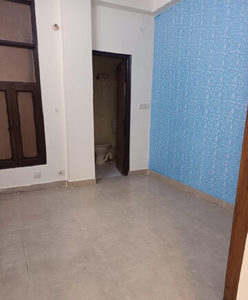 Room in 2 BHK Builder Floor at Pratap Vihar – for Sale