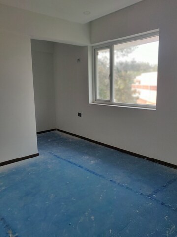 Room in 4 BHK Apartment at White House Banjara Hills, Banjara Hills – for Sale