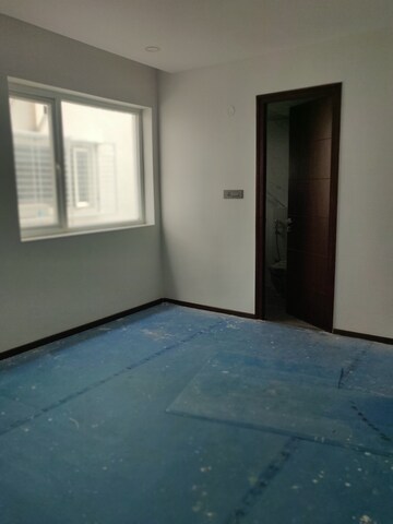 Furnished Amenities in 4 BHK Apartment at White House Banjara Hills, Banjara Hills – for Sale