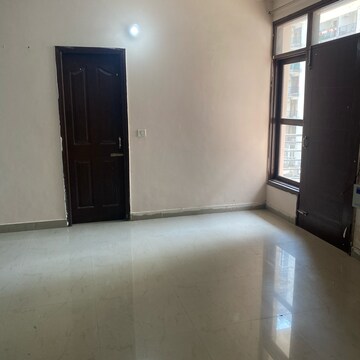 Room in 3 BHK Apartment at Maya Garden City, Nagla Road – for Sale