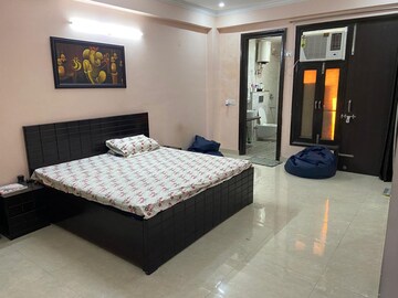 3 BHK Apartment For Rent in Unitech Uniworld Gardens 2, Sector 47