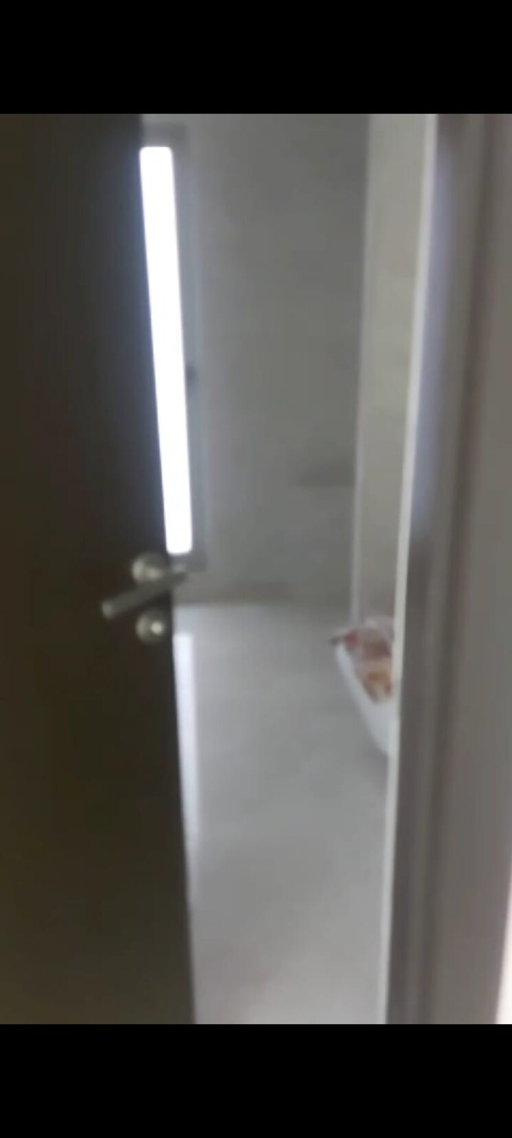 Bathroom, hiranandani-basilius 5 Bedroom 3668 Sq.Ft. Apartment In Ghodbunder Road Thane 7803039