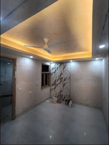 Room in 3 BHK Builder Floor at Mehrauli – for Rent