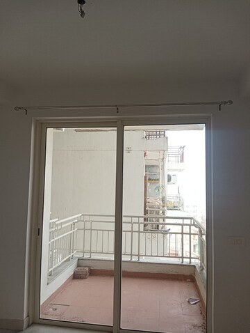 2 BHK Apartment For Sale in Zara Rossa, Sector 112