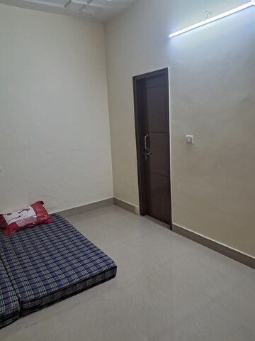 Room in 6+ BHK Independent House at Sector 11 – for Sale