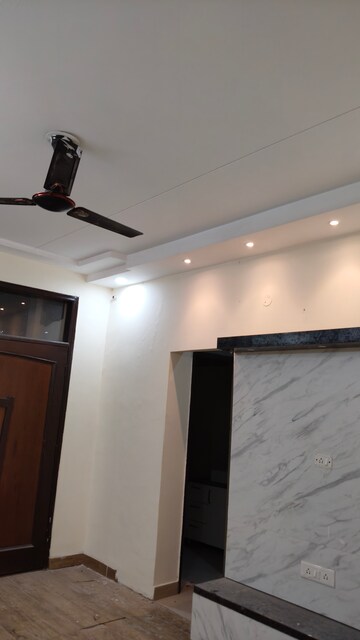 Building Lobby in 6 BHK Villa at Ambala Highway – for Sale