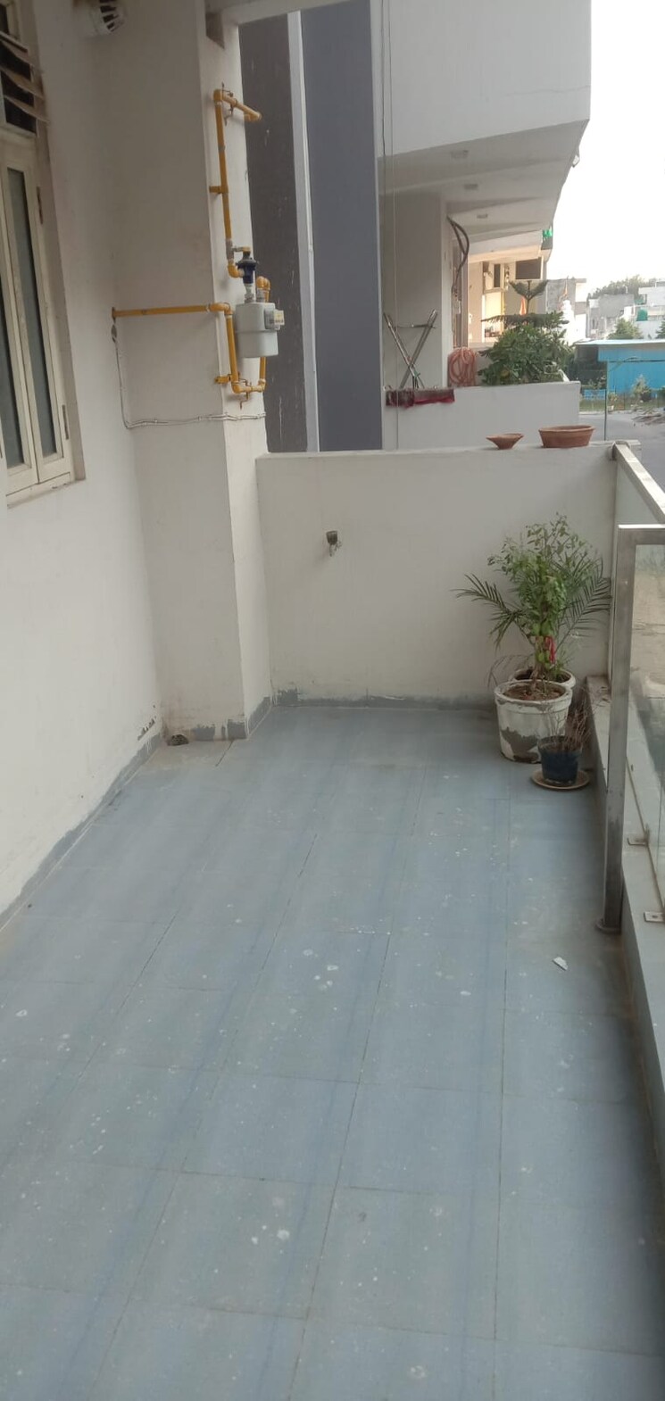 Balcony, essar-homes 2 Bedroom 153 Sq.Yd. Builder Floor In Sainik Colony Faridabad 7803385